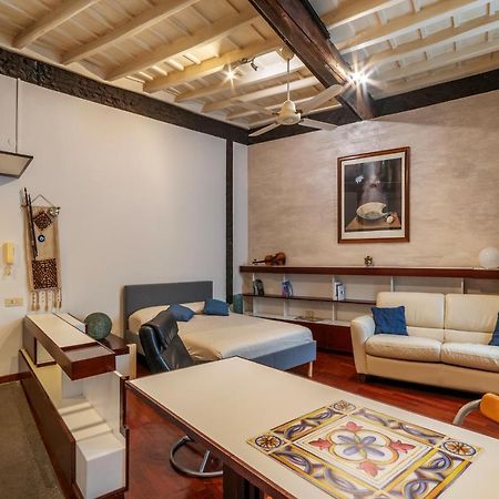 شقة Piazza Navona Petite House روما المظهر الخارجي الصورة